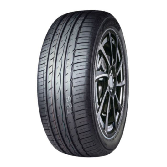 COMFORSER CF710 215/45R17